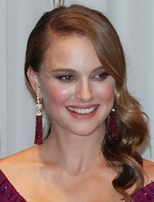 20130809-220px-natalie_portman__83rd_academy_awards__cropped.jpg